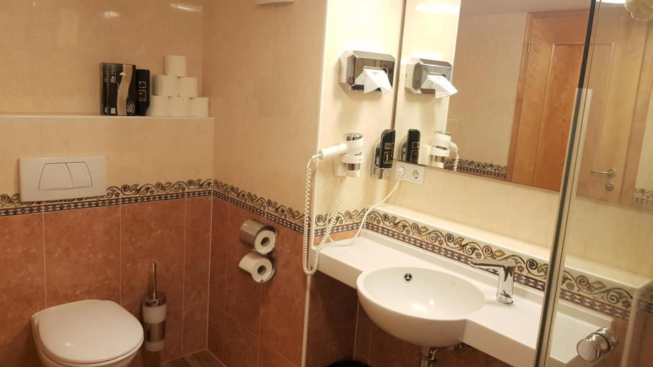 Villa Viktoria 1 - Apartments - City Center Інґольштадт Екстер'єр фото